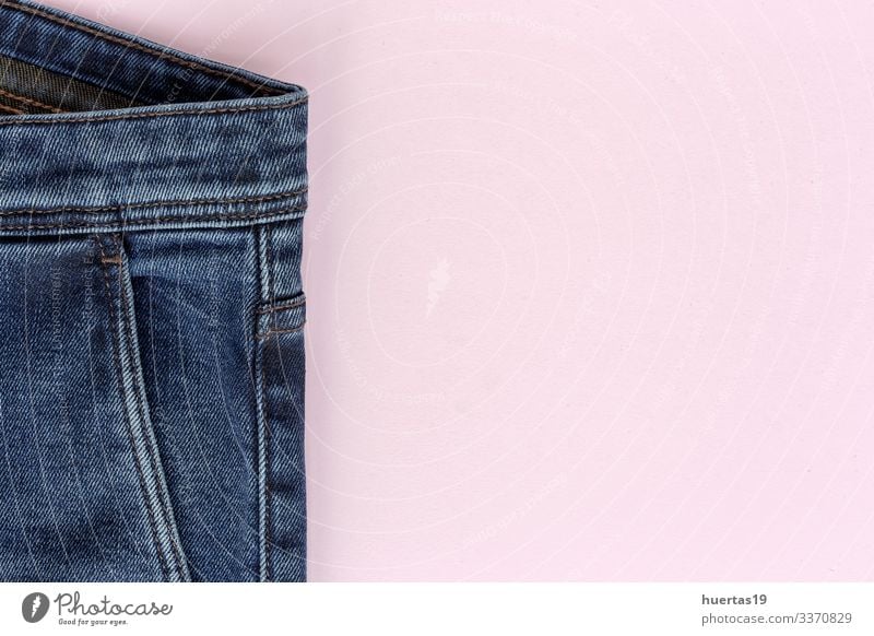 Details der blauen Jeans mit Reißverschluss, Taschen Lifestyle elegant Stil Design Industrie Mode Bekleidung Hose Jeanshose rosa Blue Jeans Knöpfe