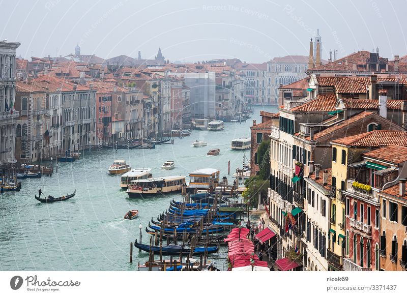 Blick auf den Canal Grande in Venedig, Italien Erholung Ferien & Urlaub & Reisen Tourismus Haus Wasser Wolken Stadt Altstadt Turm Bauwerk Gebäude Architektur