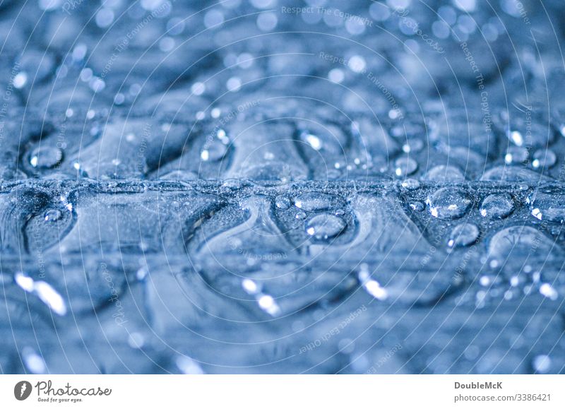 Geschmolzenes Wasser ergibt ein unregelmäßiges Muster Zentralperspektive Schwache Tiefenschärfe Unschärfe Tag Textfreiraum oben Menschenleer Strukturen & Formen
