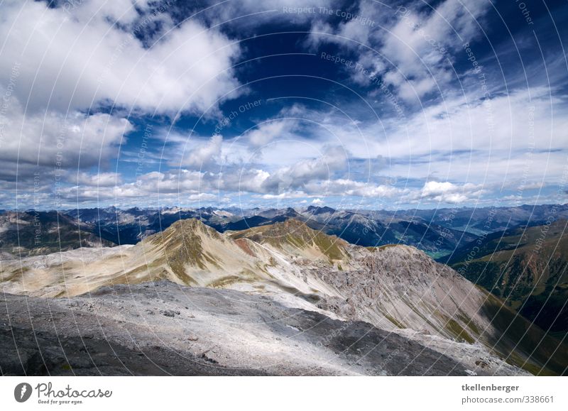 Piz Umbrail Natur Erde Sand Himmel Wolken Sommer Wetter Schönes Wetter Felsen Alpen Berge u. Gebirge schweizer berge Bergsteigen Berghang wandern Wanderausflug