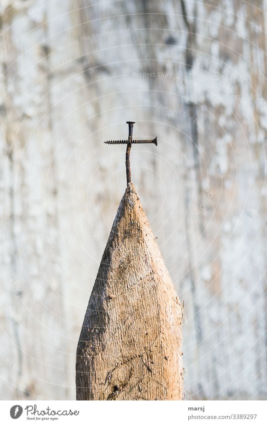 Gipfelkreuz Kruzifix Religion & Glaube nageln schrauben Holz Punkt gekreuzt Ostern Karfreitag alt korrodiert Ruhe Hoffnung Symbole & Metaphern Christentum