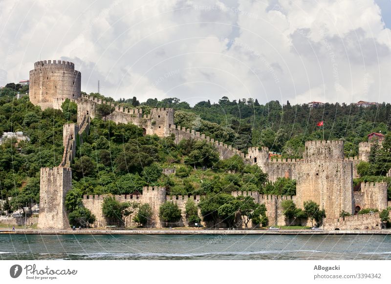 Rumelianische Burg oder Schloss von Europa, mittelalterliches Wahrzeichen am Bosporus in Istanbul, Türkei bosphorus Truthahn Zitadelle Konstantinopel Fort