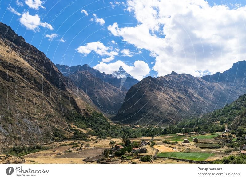Landschaft von Santa Cruz Trek, Huascaran-Nationalpark in den Anden von Peru. Natur Winter Wanderung Peruaner Berge u. Gebirge Ausflugsziel Trekking huaraz