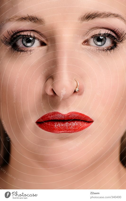 lips VI elegant schön Schminke Lippenstift feminin Junge Frau Jugendliche Mund 18-30 Jahre Erwachsene Accessoire Piercing Blick ästhetisch Erotik frech verrückt