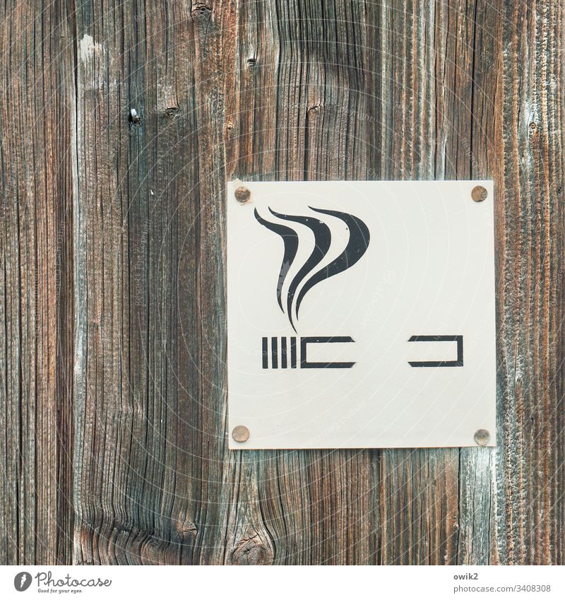 Meine letzte Zigarette Schild Verbot Verbotsschild Rauchen verboten alt Tor Holz Kunststoff Piktogramm Symbol Zeichen Zahn der Zeit Hinweisschild Detailaufnahme