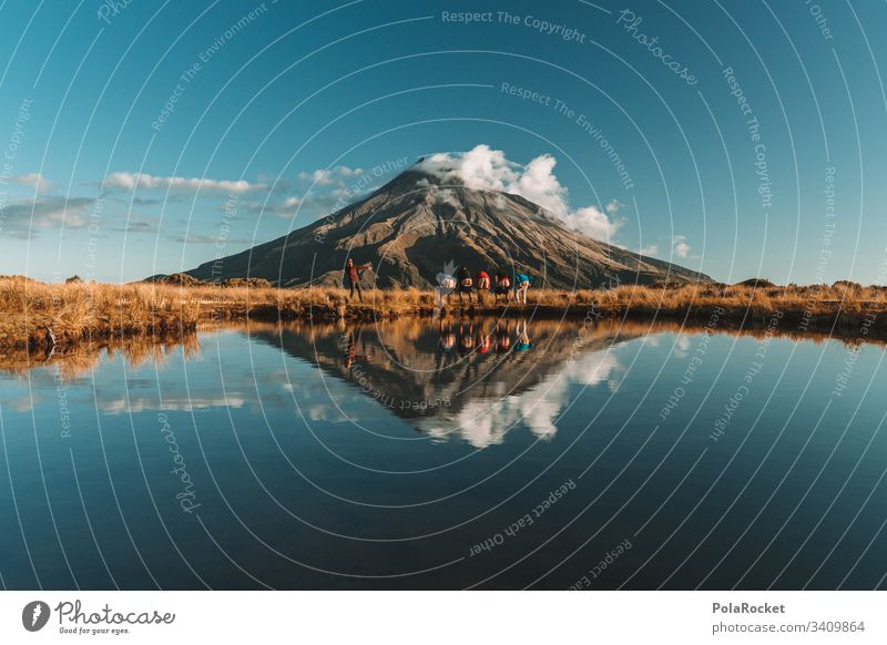 #AS# Arschgeil - 5 Ärsche am Mount Taranaki Mut mutig Freiheit Berg See Bergsee jugend jugendlich besonders außergewöhnlich Freundschaft Reisefotografie