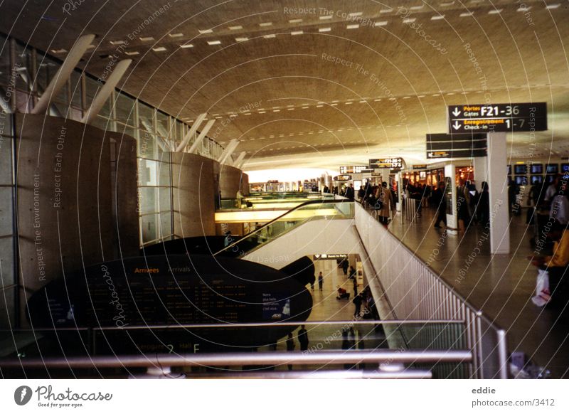 Charles de Gaulles Paris Architektur Flughafen charles de gaulles