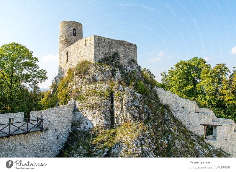 Burgruine aus dem XIV. Jahrhundert in Smolen (Polen) Ruinen Burg oder Schloss smolen reisen Tourismus mittelalterlich historisch Wahrzeichen im Freien