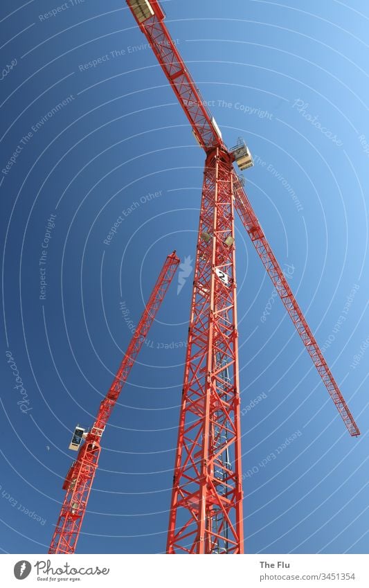 Baukran Baugewerbe Kran Baustelle Himmel bauen Außenaufnahme Farbfoto blau Tag Arbeit & Erwerbstätigkeit Industrie Handwerk Stahl hoch Technik & Technologie