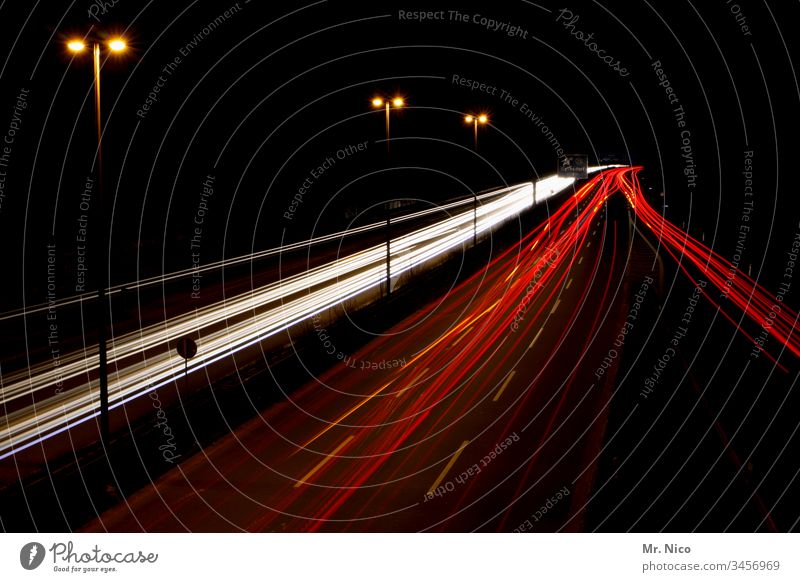 Autobahn Bei Nacht Ein Lizenzfreies Stock Foto Von Photocase