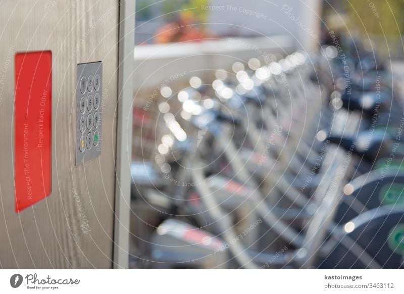 Station der städtischen Fahrradvermietung citibike Wähltastatur Keyboard urban Öffentlich Miete Großstadt Transport Verkehr Umwelt Reihe Lifestyle Zyklus mieten