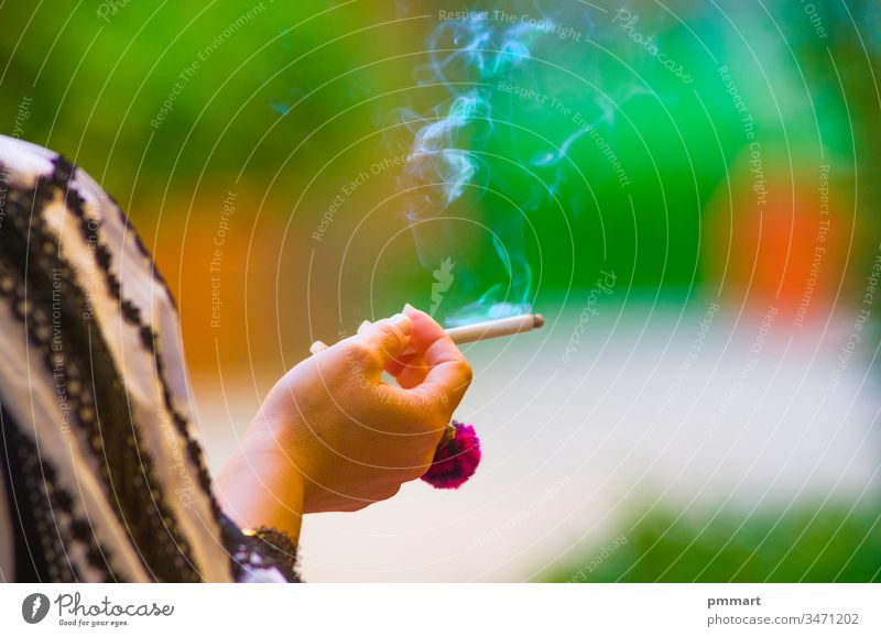 Werkzeuge für den Genuss des Zigarettenrauchens toskanisch Filmmaterial clint gringo sich[Akk] entspannen Accessoire Rauchpfeife Geruch riechen Tube Geschmack