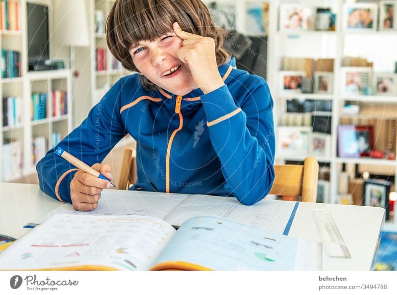 homeschooling | grübelnder quatschkopp Homeschooling Homeoffice Bildung rechnen schreiben lesen Zufriedenheit zu Hause arbeiten zu hause lernen zu hause bleiben