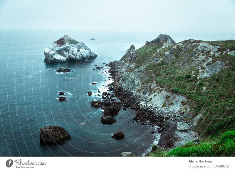 Big Sur-Ansicht am frühen Morgen USA Amerika Küste Küstenlinie Strand Meer Pazifik Insel Wasser Horizont grün Welt Erde Planet sparen behüten Schutz Natur