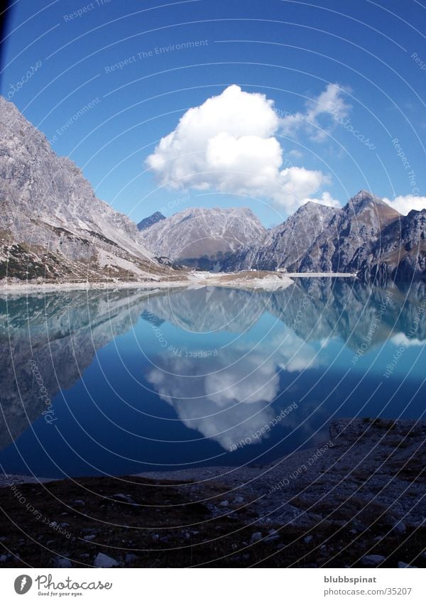 Lüner See im Montafon Reflexion & Spiegelung Berge u. Gebirge Wasser Sonne
