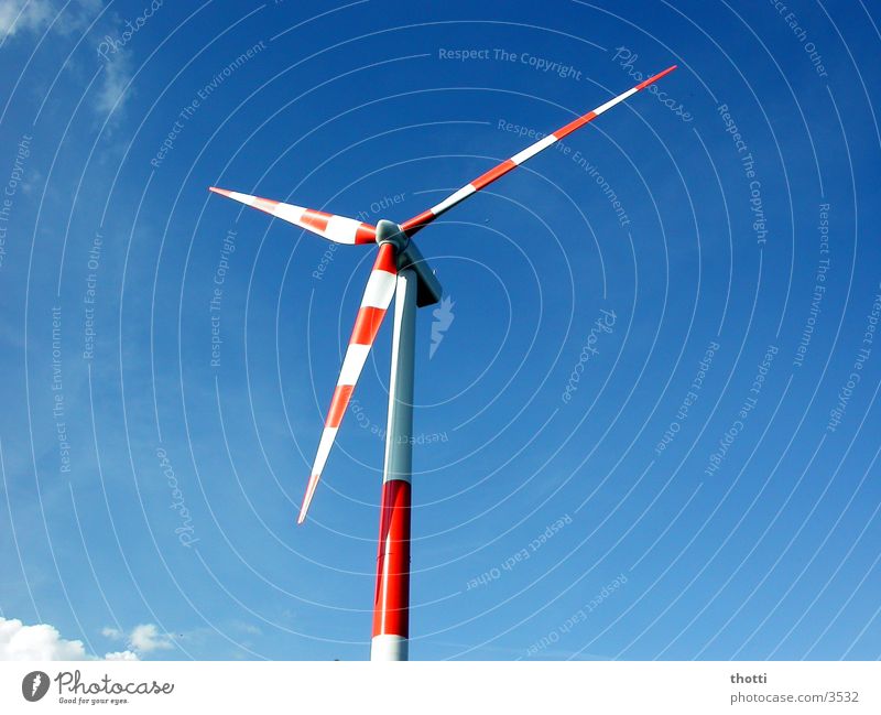 windkraft rot-weiss Windkraftanlage alternativ regenerativ Umwelt Elektrizität Industrie Energiewirtschaft