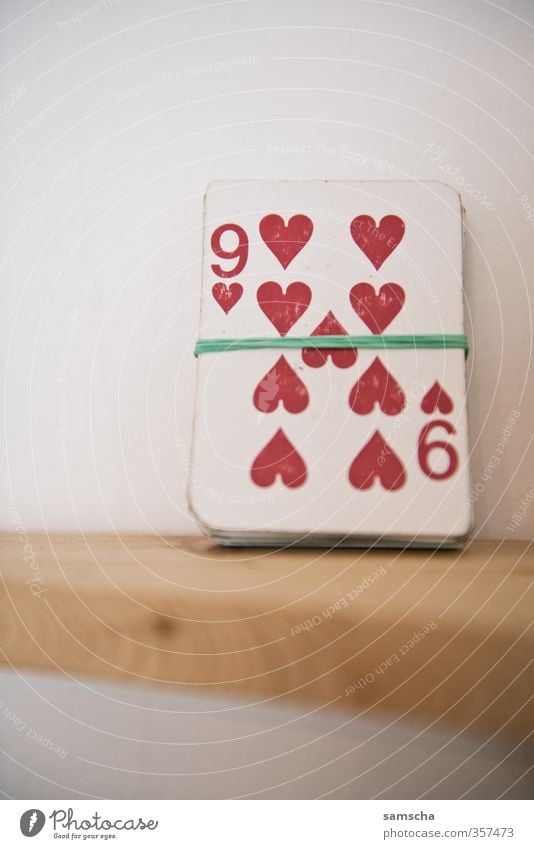 neun Herzen Kartenspiel Poker Glücksspiel Zeichen Ziffern & Zahlen Ornament Liebe Spielen Freude Sucht Spielkarte 9 jassen jasskarten Spielsucht Suchtverhalten
