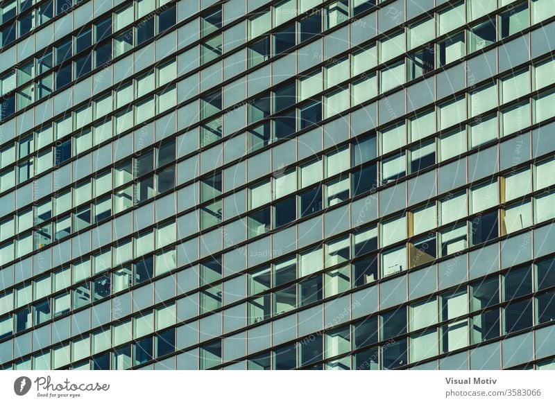 Reihen von verglasten Fenstern der Fassade eines modernen Bürogebäudes Gebäude Glas urban Architektur Metropolitan finanziell Zeitgenosse im Freien Revier