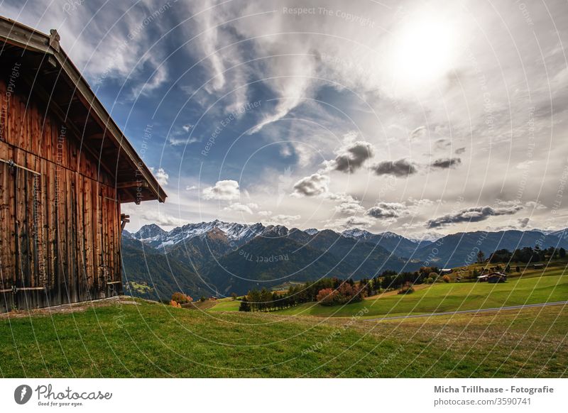 Alpenlandschaft Serfaus-Fiss-Ladis / Österreich Bundesland Tirol Landschaft Berge u. Gebirge Gipfel Schneebedeckte Gipfel Menschenleer Weitwinkel