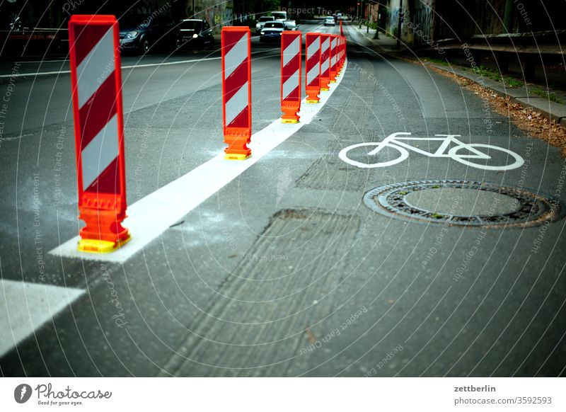 Pop-Up-Fahrradweg fahrradweg mehrspurig pop up weg pop-up-fahrradweg pop-up-radweg pop-up-weg regel sicherheit straße verkehr verkehrslenkung verkehrsregel