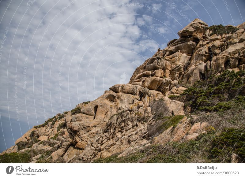 Capo Testa –Sardinien - bizarr geformt beeindruckende Granitfelsen im Valle di Luna. Das Paradies für die 68er….. Mittelmeer Europa Strukturen & Formen grau