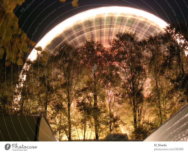 Flying_Circle Riesenrad Drehung Baum dunkel Langzeitbelichtung Freizeit & Hobby Bewegung