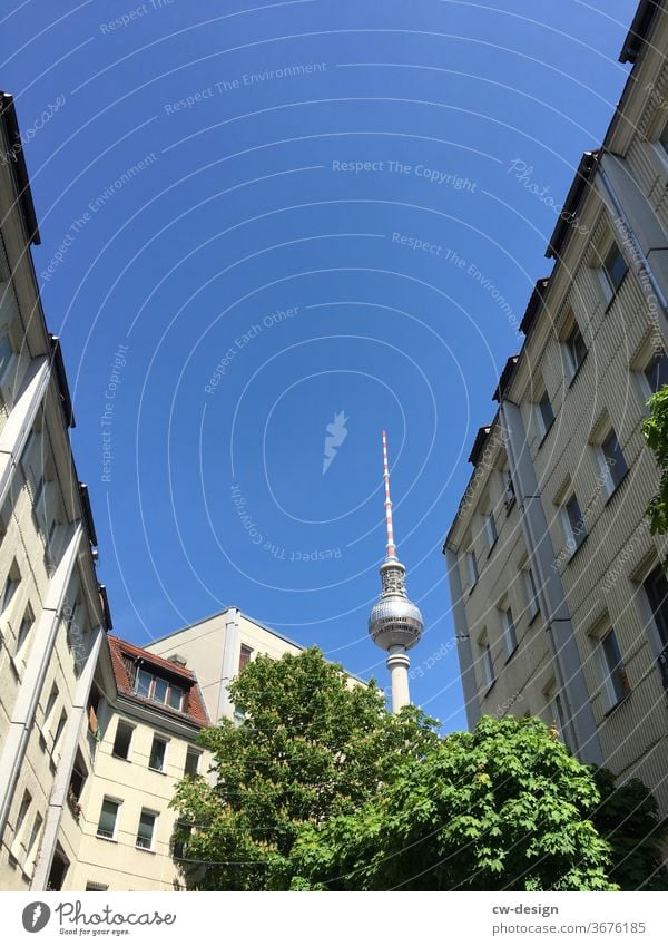 Fernsehturm in Berlin Berliner Fernsehturm Wahrzeichen Stadt Sehenswürdigkeit Hauptstadt