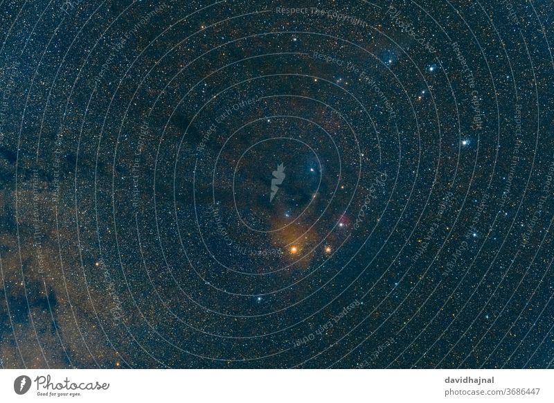 Die Antares-Region in den Sternbildern Skorpion und Ophiuchus. antares alniyat tief Himmel Deep Sky Galaxie Cluster kugelförmig Kugelsternhaufen m4