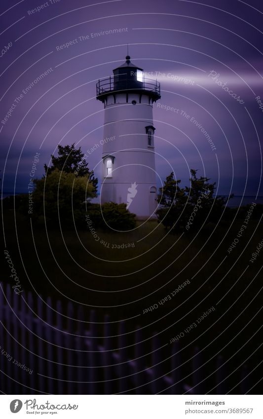 Leuchtturm Martha's Vineyard Sound und Nantucket Sound The East Chop weiße und schwarze Oak Bluffs, weißer Lattenzaun