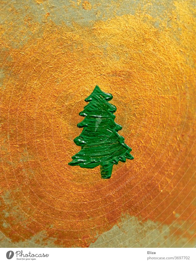 Grüner gemalter Tannenbaum auf goldenem Hintergrund. Weihnachten. grün Weihnachtsdekoration Dekoration & Verzierung Weihnachtsbaum Struktur mittig Symbol