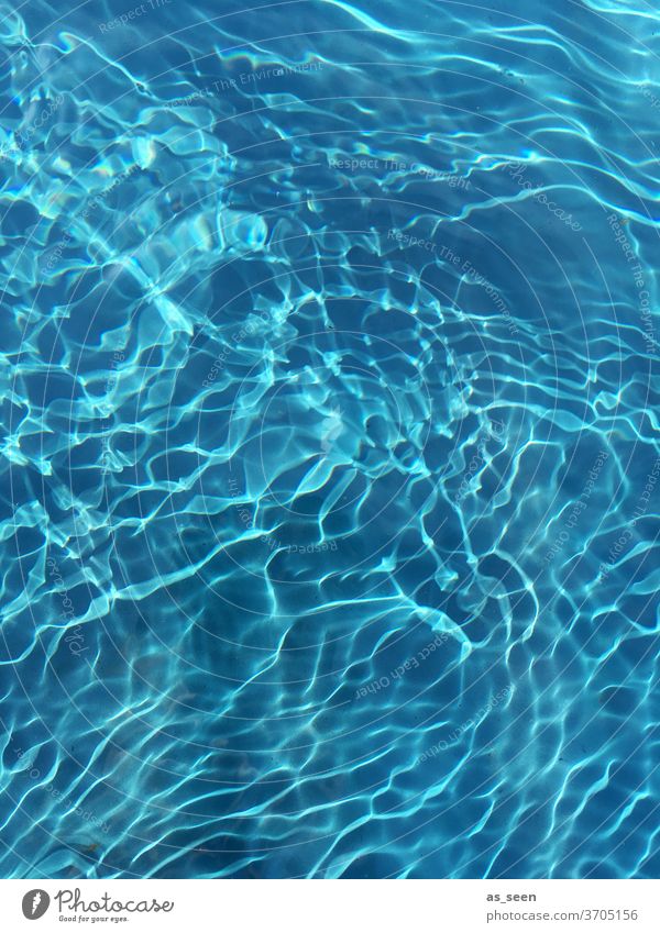 Wasseroberfläche Reflexion David Hockney Sonnenlicht Struktur Reflexion & Spiegelung Außenaufnahme Farbfoto Tag Menschenleer blau Licht nass frisch weiss
