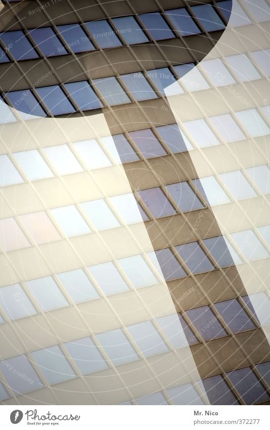 grafisch | zusammen Stadt Hochhaus Turm Bauwerk Architektur Fassade Fenster Fernsehturm Experiment Doppelbelichtung Bürogebäude Schatten Köln Silhouette Neigung