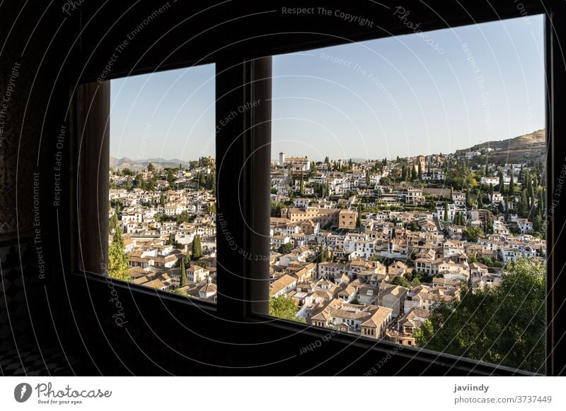Albayzin-Viertel von Granada, Spanien, aus einem Fenster im Alhambra-Palast Albaicin sacromonte Andalusia Architektur Spanisch Großstadt Ansicht arabisch reisen
