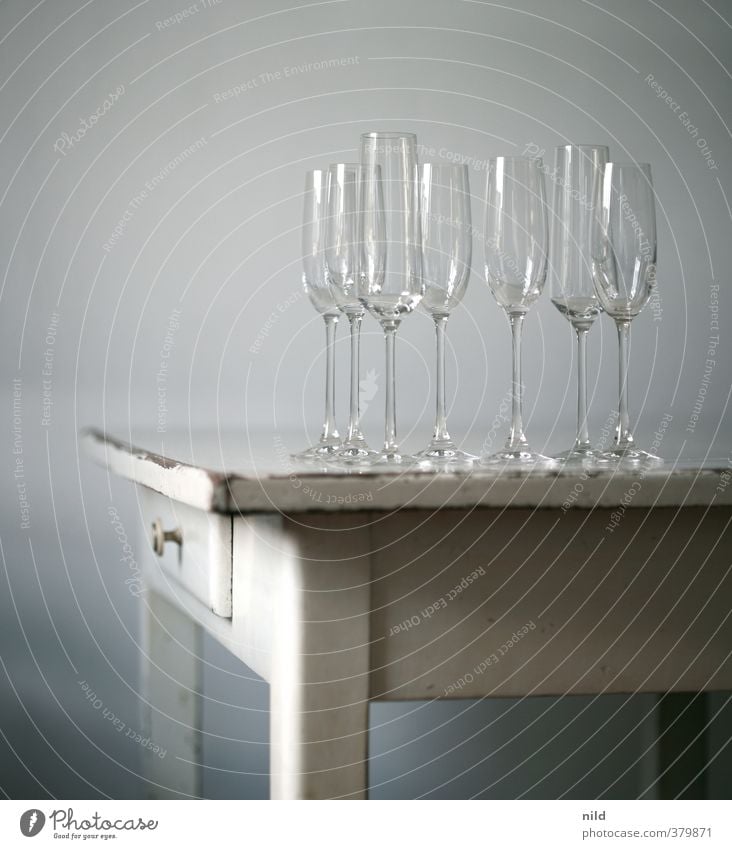 Sektempfang II Alkohol Prosecco Champagner Glas Sektglas elegant Stil Design Häusliches Leben Wohnung Möbel Tisch Feste & Feiern ästhetisch Farbfoto