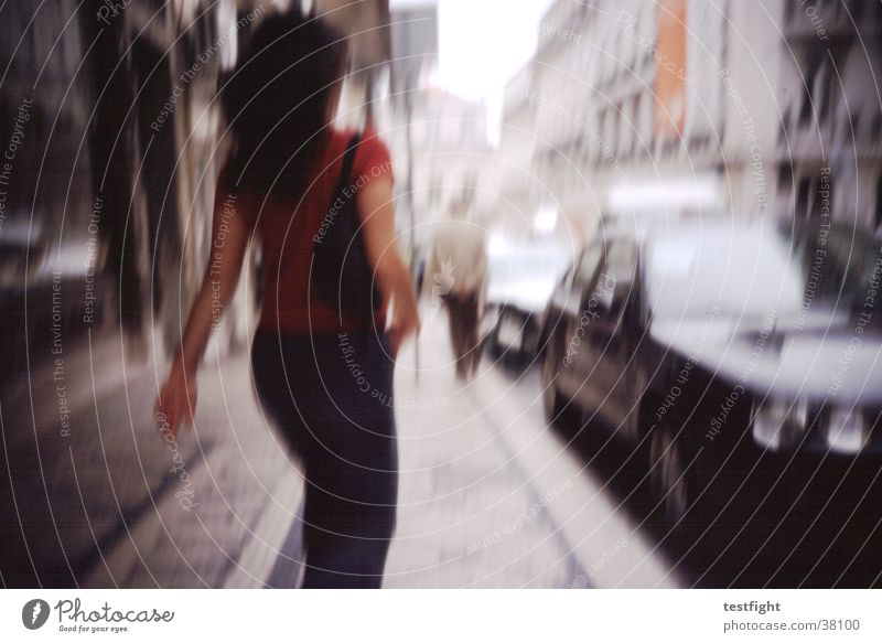 kein titel Unschärfe Stadt Lissabon Bürgersteig Müdigkeit Geschwindigkeit Fototechnik Mensch Straße Bewegung motion hurry up in hurry fast Eile