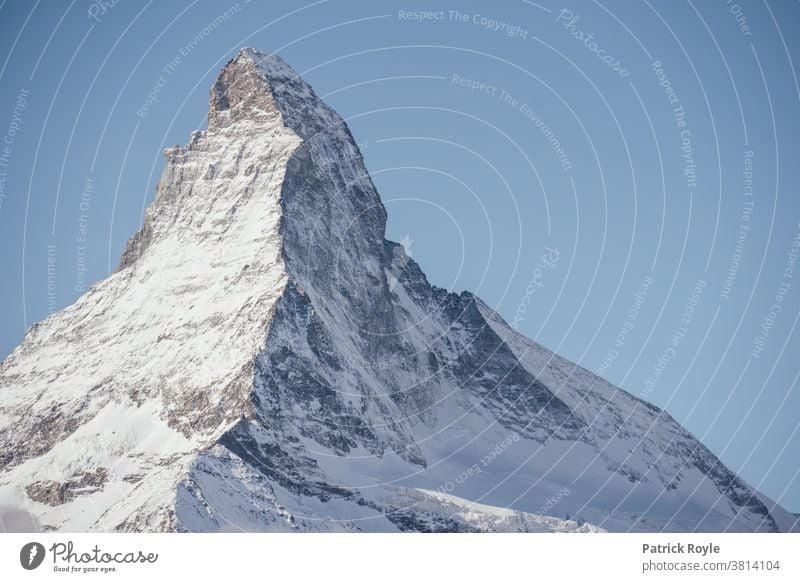 Zermatter Matterhorn mit Schnee und blauem Himmel bedeckt Blauer Himmel Schweiz Ferien & Urlaub & Reisen Cervin Berge u. Gebirge Alpen alpin Sommer Herbst