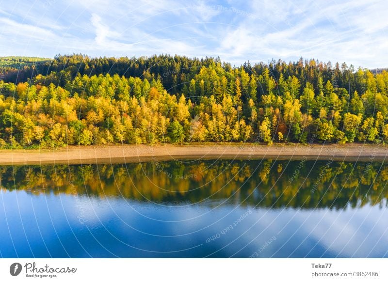 Der Herbstsee herbstsee wald reflektion trinkwasser wolken orange gelb sonne