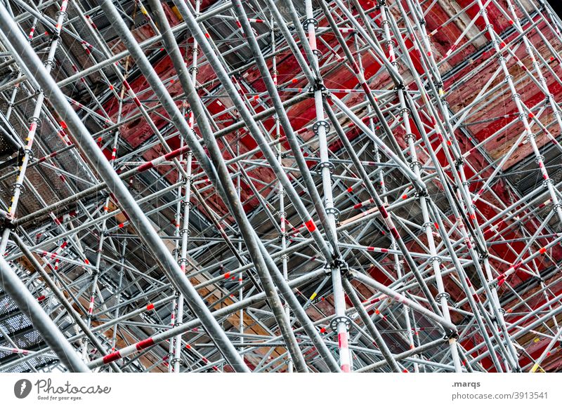 Baugerüst Baustelle Stahl Stahlkonstruktion Muster abstrakt Metall Stahlträger Irritation Architektur verrückt viele außergewöhnlich Linie Bauwerk komplex