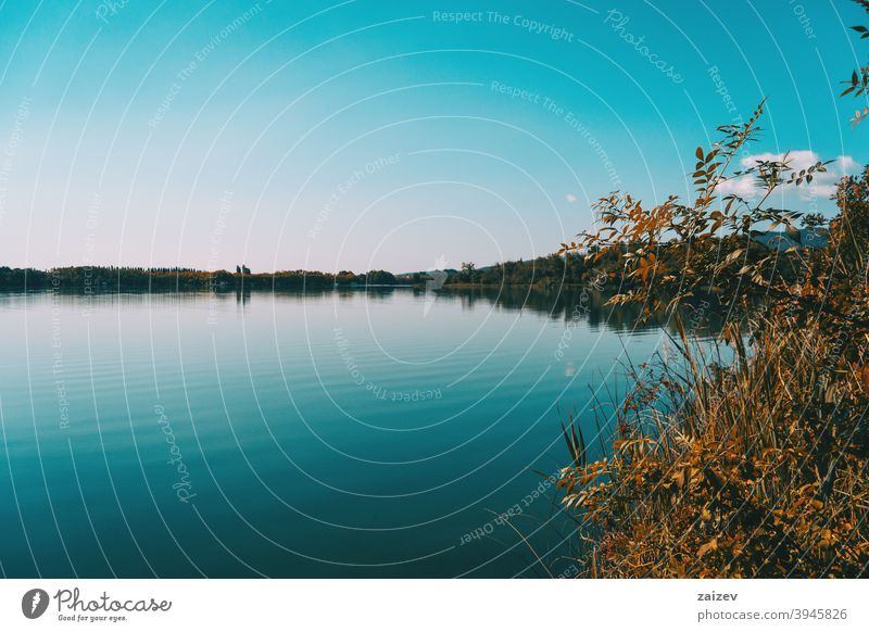 Blick auf den Banyoles-See, in Gerona (Katalonien, Spanien) friedlich entspannend Ruhe Farben rein Schauplatz Paradies ruhig Trödel Lagune außerhalb Spanisch