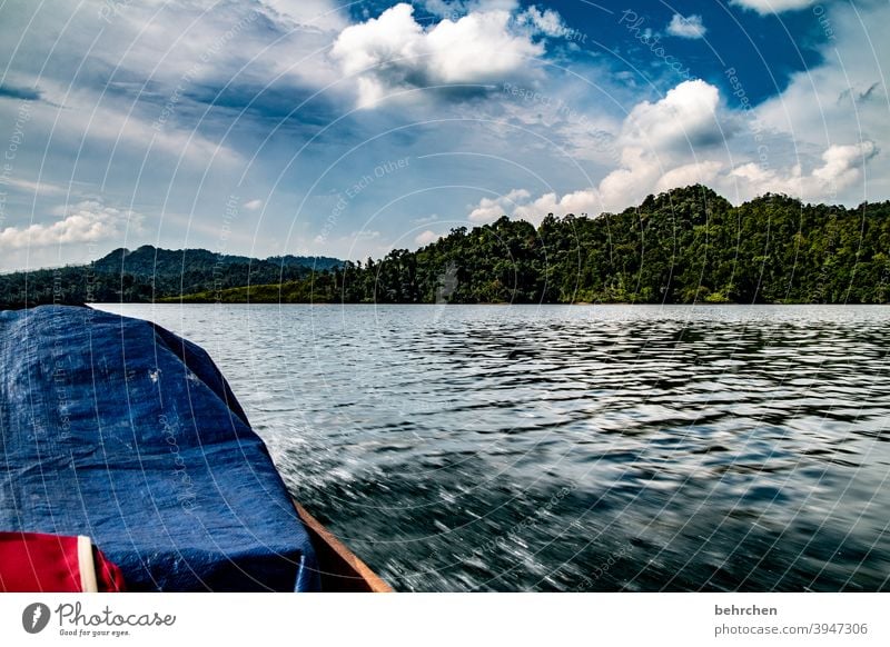 borneo Iban Stausee Fernweh batang ai Sarawak Borneo Malaysia Asien fantastisch See Wellen Landschaft Wasser Wolken Himmel Abenteuer Ferien & Urlaub & Reisen