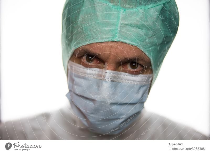 Na, schon geimpft... Verschwörung Verschwörungstheoretiker Verschwörungstheorie Schutzmaske Porträt Erkältung ansteckung Gesundheitszustand gefährlich