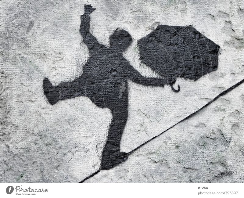 hoch das bein Abenteuer Freiheit maskulin Mann Erwachsene Jugendliche 1 Mensch Kunst Maler Kunstwerk Himmel Platz Straße Bekleidung Schutzbekleidung Regenschirm