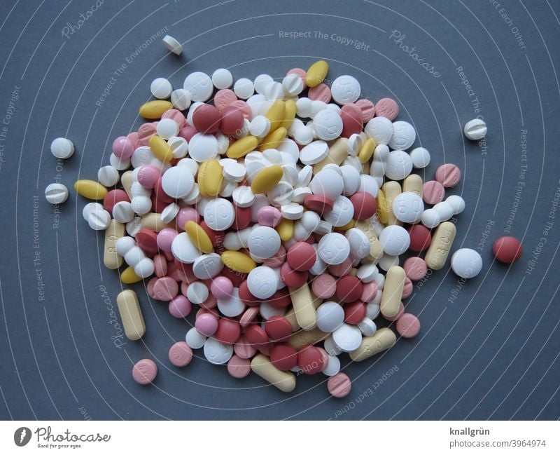Medikamentenmissbrauch Tabletten Gesundheit Medizin Gesundheitswesen Krankheit Behandlung Sucht Schmerz Verschreibung Nahaufnahme Apotheke Schmerztablette