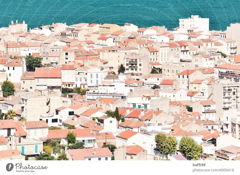 Die Stadt im hellen mediterranen Licht - Reiselust und Fernweh inclusive Dächerlandschaft Dächermeer mediterrane Stadt Mittelmeer Frühling Sommer Sommerurlaub