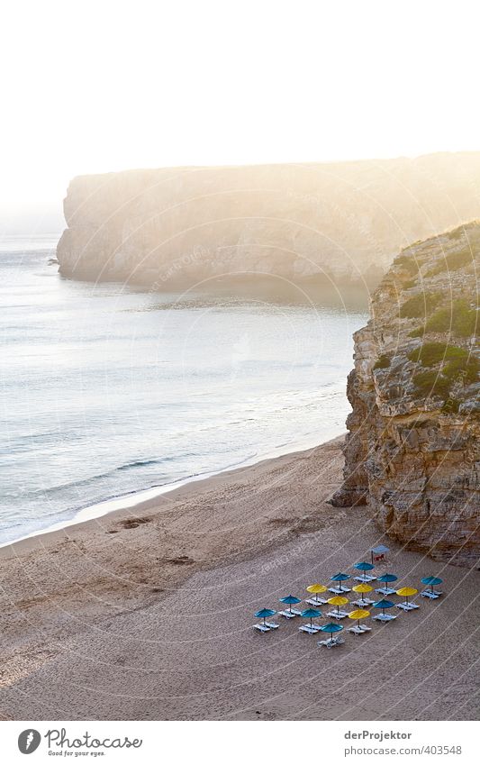 Es gibt noch ruhige Ecken an der Algarve... Umwelt Natur Pflanze Sand Himmel Sonnenaufgang Sonnenuntergang Sommer Klima Schönes Wetter Felsen Wellen Küste