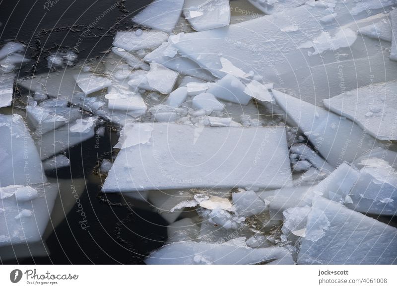 Eisscholle Quadratisch, praktisch, gefroren Winter kalt Frost Bruchstück Fluss Natur Strukturen & Formen Eisfläche Treibeis flach Süßwasser