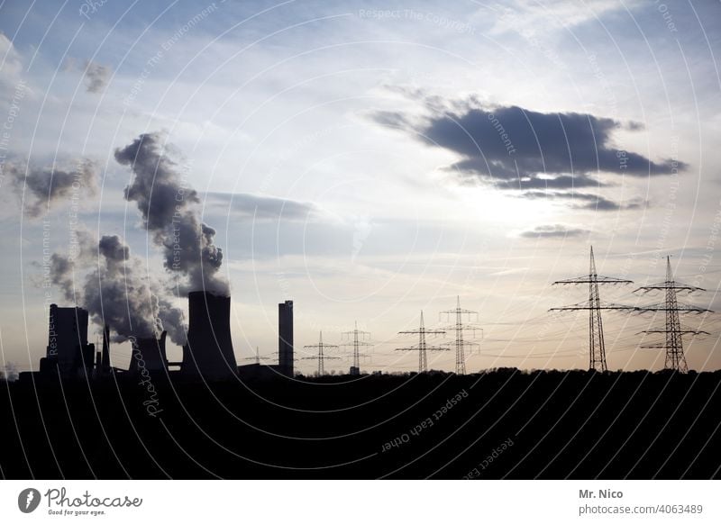 Kraftwerk Kohlekraftwerk Umweltschutz Erneuerbare Energie Arbeit & Erwerbstätigkeit Emission CO2-Ausstoß Schornstein Klima Klimawandel Industrieanlage