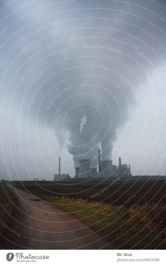 Kraftwerk Kühlturm Klimawandel Umweltschutz Umweltverschmutzung Erneuerbare Energie Emission CO2-Ausstoß Kohlekraftwerk Schornstein Industrieanlage Ozon