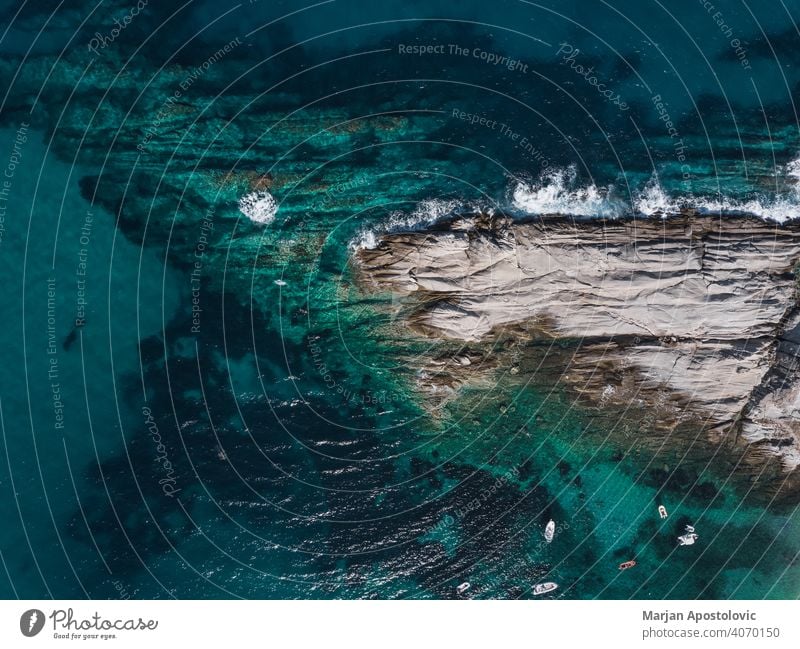 Luftaufnahme einer Insel in Griechenland Antenne Drohnenansicht MEER Seeküste Sommer Sommerurlaub Sommerzeit Ferien & Urlaub & Reisen Urlaubsstimmung reisen