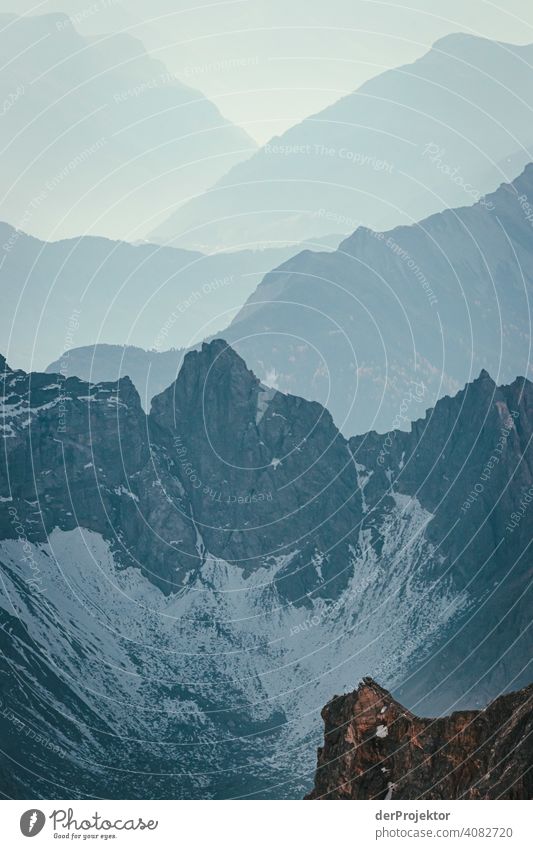 Panoramablick von der Zugspitze IV Schneelandschaft Strukturen & Formen Österreich Umweltbilanz Umweltsünder Zerstörung Gletscher Schneebedeckte Gipfel Felsen